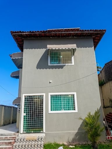 Vista lateral da casa